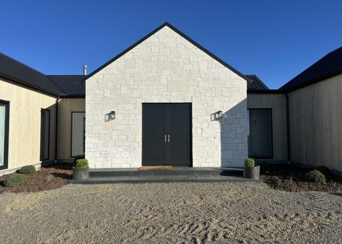 hewn stone cladding - oamaru stone1